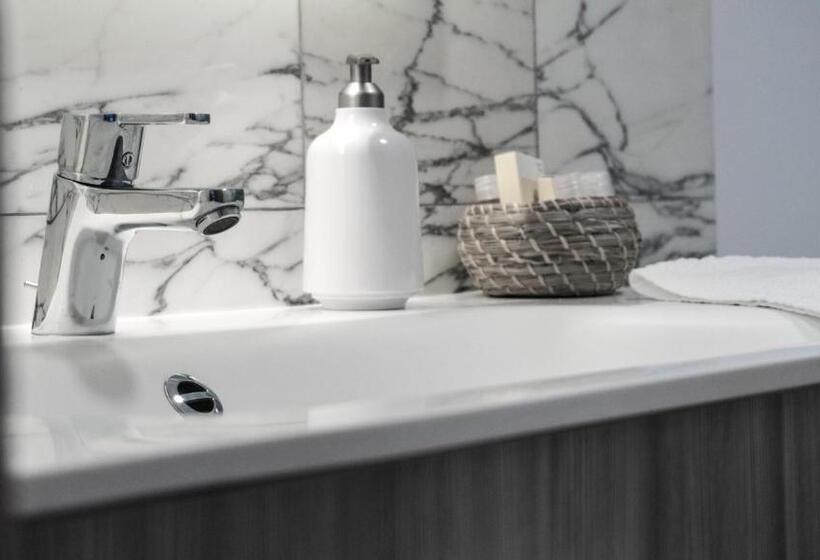 스탠다드 트리플 룸, Pensiunea Negoiu