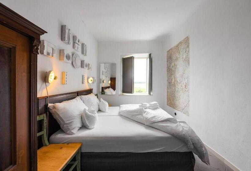 スタンダードルーム, Kocanda Kravsko