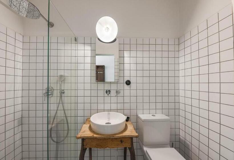 スタンダードルーム, Kocanda Kravsko