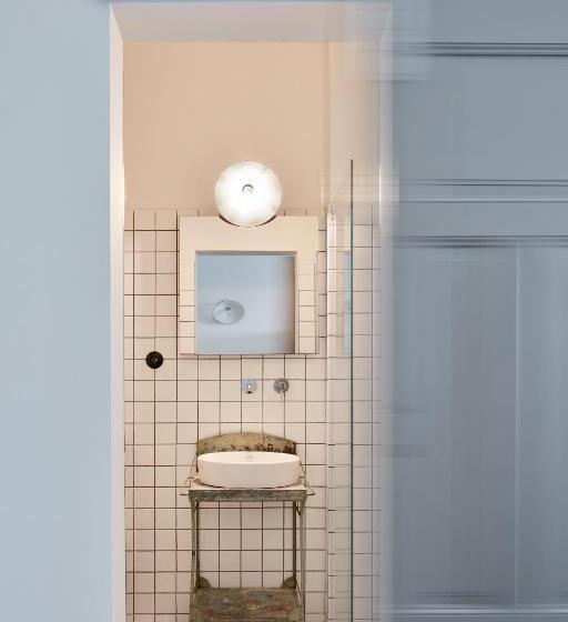 庭の見えるスタンダードトリプルルーム, Kocanda Kravsko