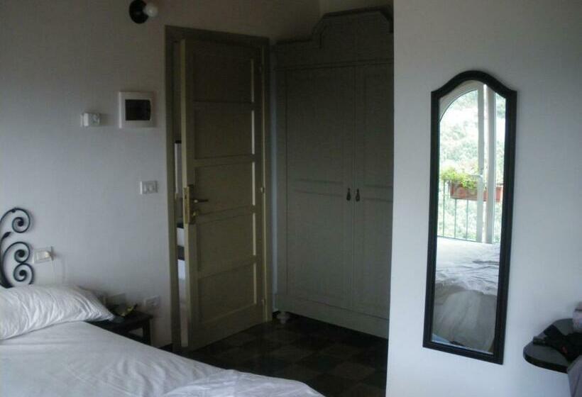 غرفة ديلوكس مطلّة علي البحر, B&b Nelly G