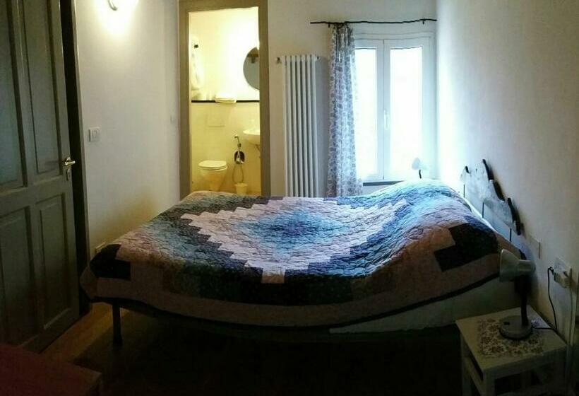 غرفة أساسية, B&b Nelly G