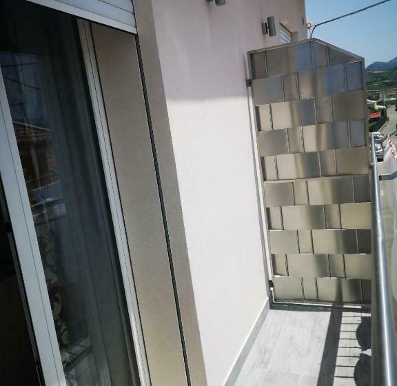 חדר סטנדרט עם מרפסת, B&b Tonnarella Beach