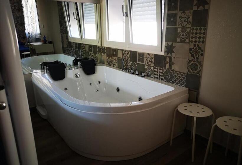 Люкс Повышенной Комфортности, B&b Tonnarella Beach