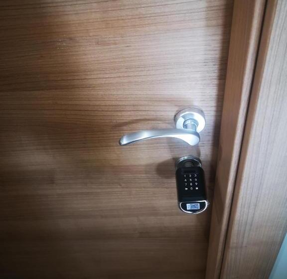 חדר סטנדרט עם מרפסת, B&b Tonnarella Beach