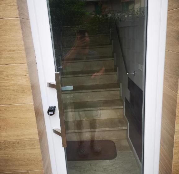 חדר סטנדרט לארבעה, B&b Tonnarella Beach