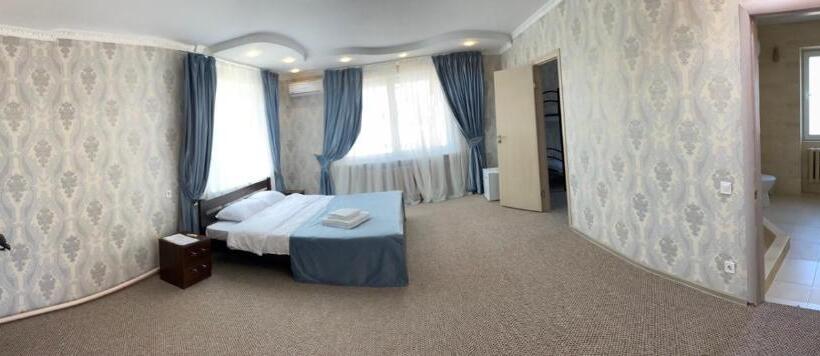 חדר משפתחתי סופריור, Bulgary House