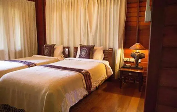 デラックスルーム, Chuan Thanapanya Resort