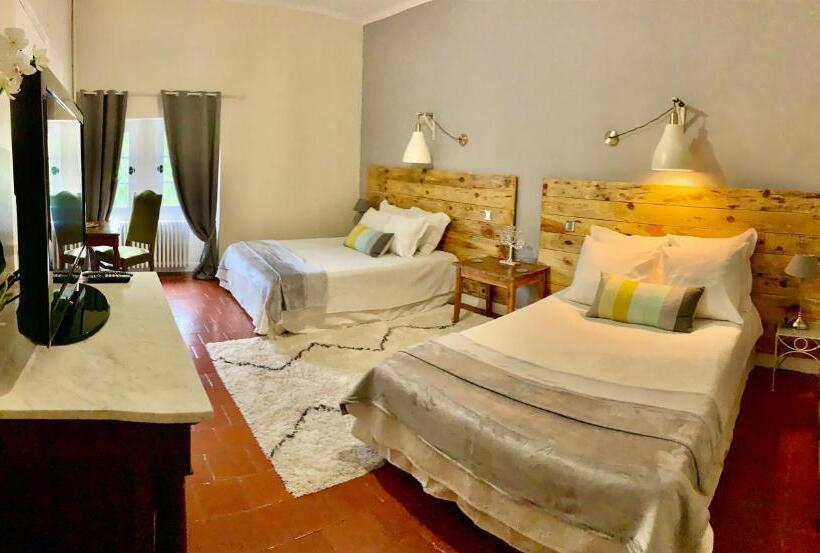 Номер Стандарт, Hôtel Château Du Rey