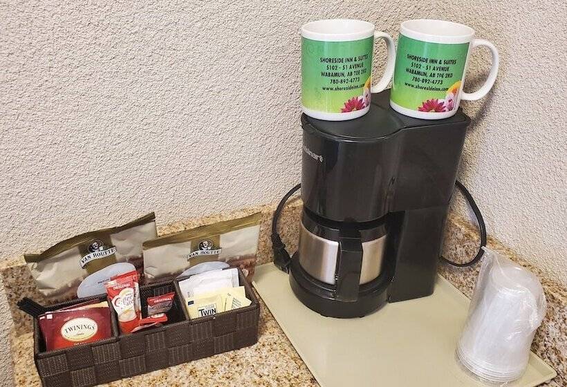 جناح ديلوكس, Shoreside Inn & Suites