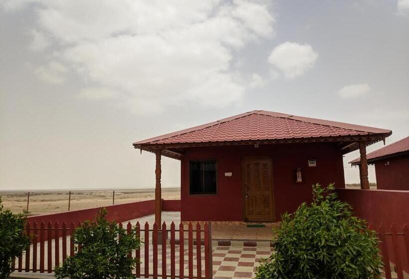 Люкс Кровать Кинг, Rann Resort Dholavira