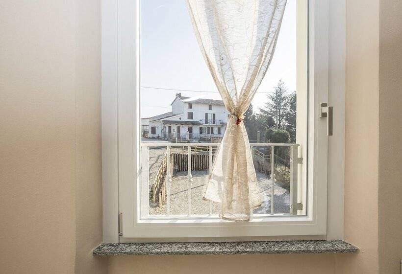 غرفة قياسية, 700enolocanda