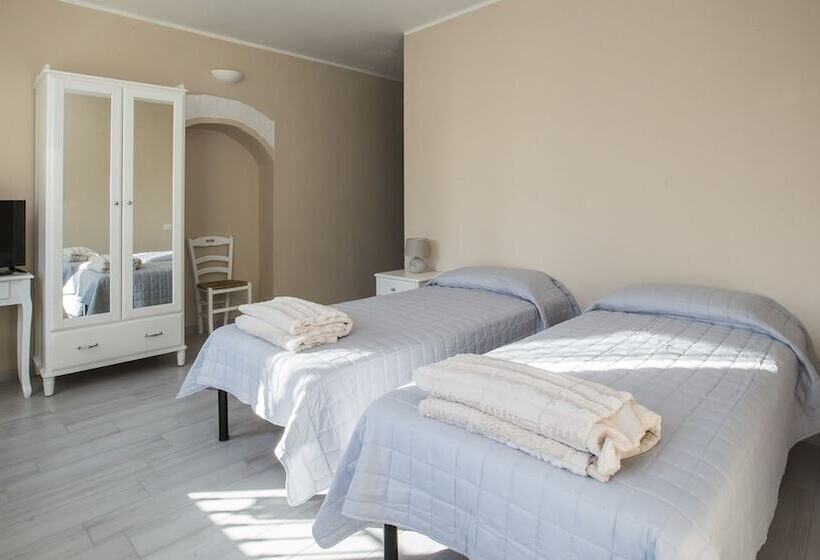 Номер Стандарт, 700enolocanda