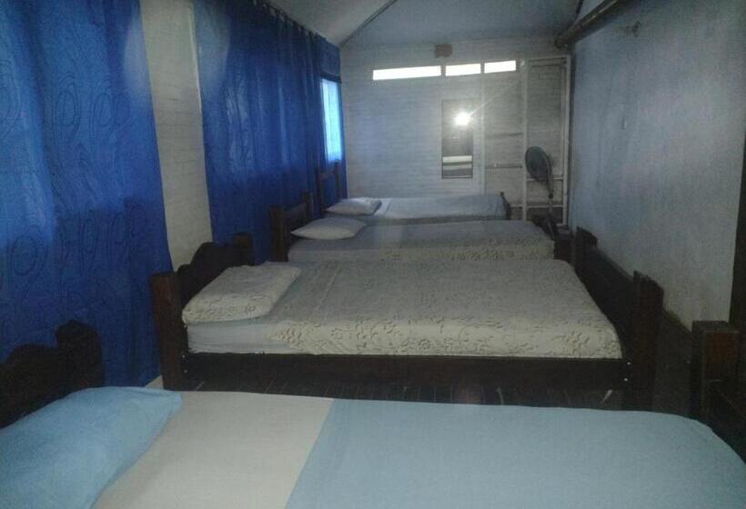 חדר משפחתי, Casahotelmarly