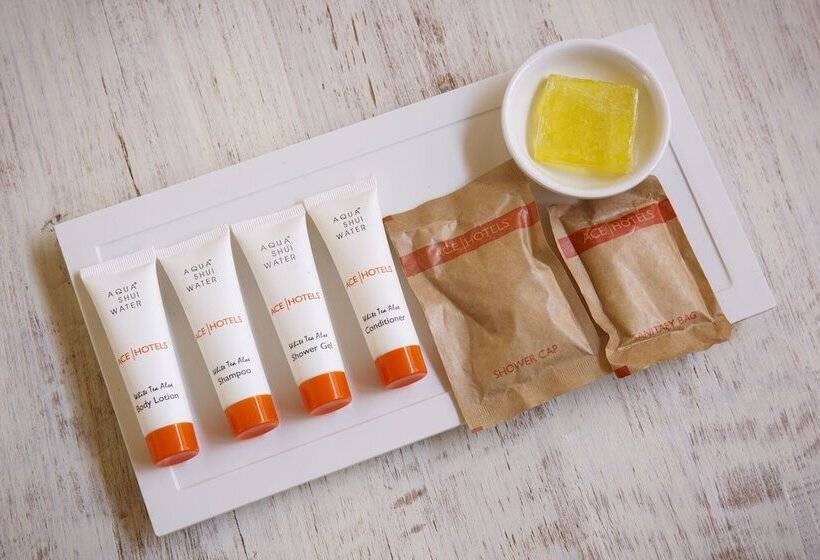 اتاق خانوادگی با چشم‌انداز کوه, Club Himalaya, By Ace Hotels