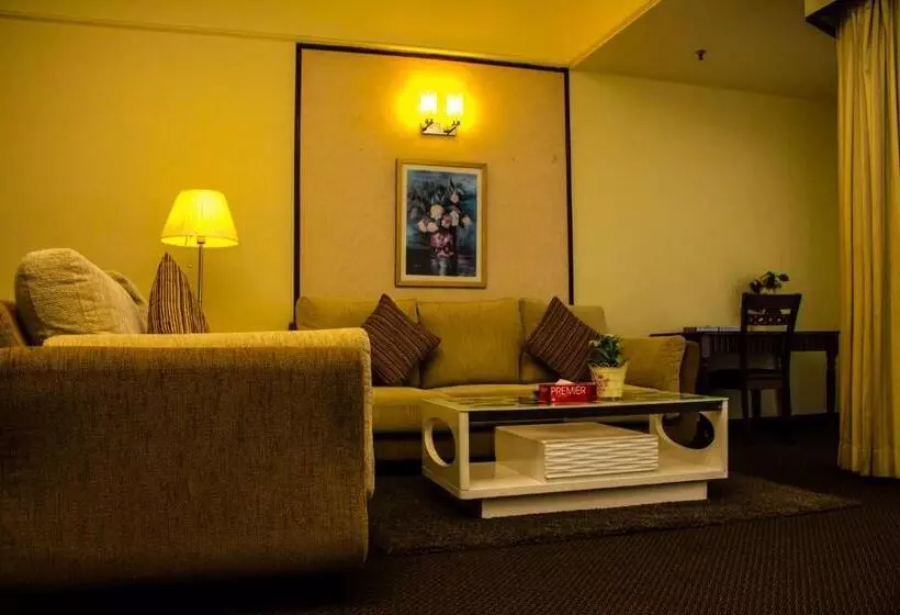 استودیوی استاندارد, Berjaya Times Square Hotel, Kuala Lumpur