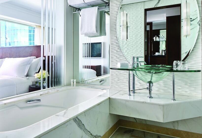 اتاق کلاب, Cordis, Hong Kong