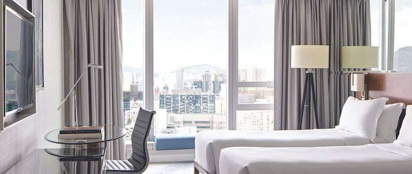 اتاق خانوادگی, Cordis, Hong Kong