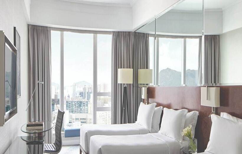 اتاق خانوادگی, Cordis, Hong Kong