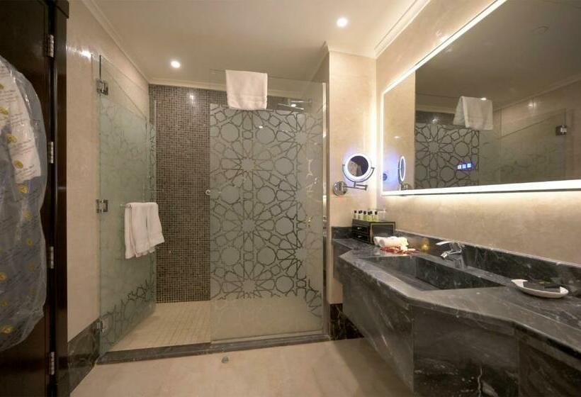 اتاق دلوکس با تخت کینگ و چشم‌انداز, Dar Al Taqwa