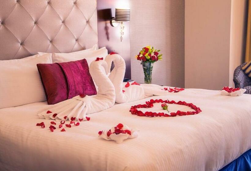 اتاق دلوکس با تخت کینگ و چشم‌انداز, Dar Al Taqwa