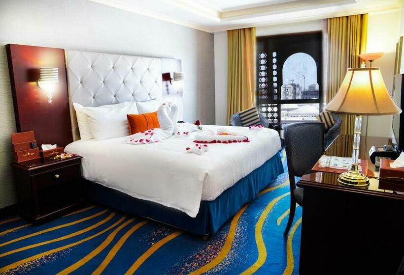 带观景和大床的豪华房间, Dar Al Taqwa