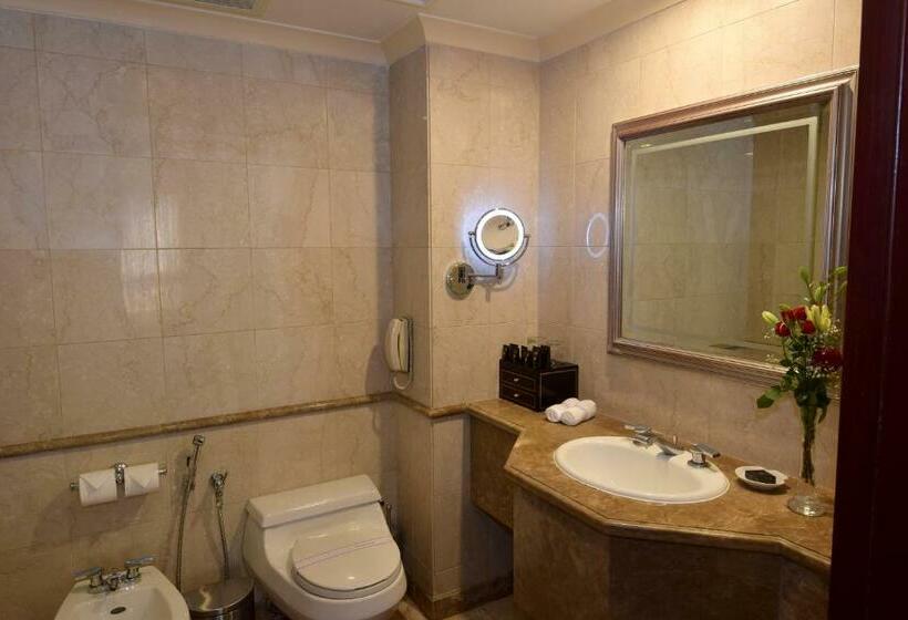 سوئیت رویال, Dar Al Taqwa