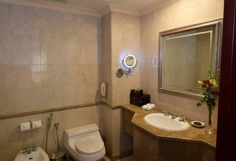 Deluxe Suite with Views