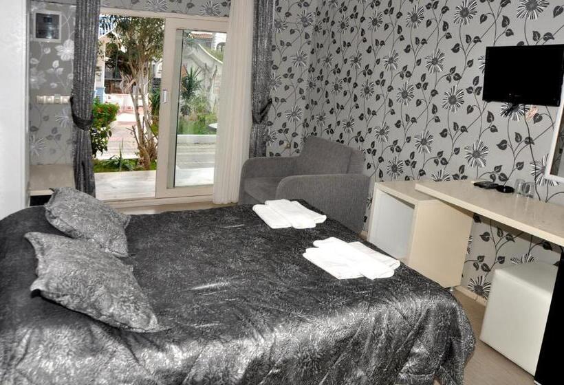 اتاق لوکس, Delfi Hotel Spa & Wellness Center