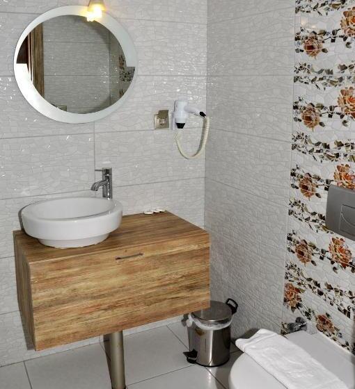 سوییت, Delfi Hotel Spa & Wellness Center