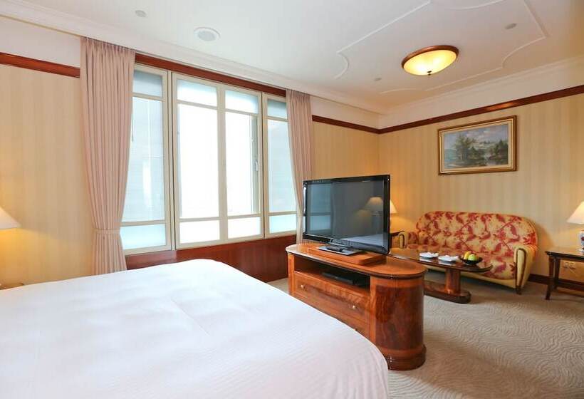 سوییت سوپریور, Evergreen Laurel Hotel Taipei