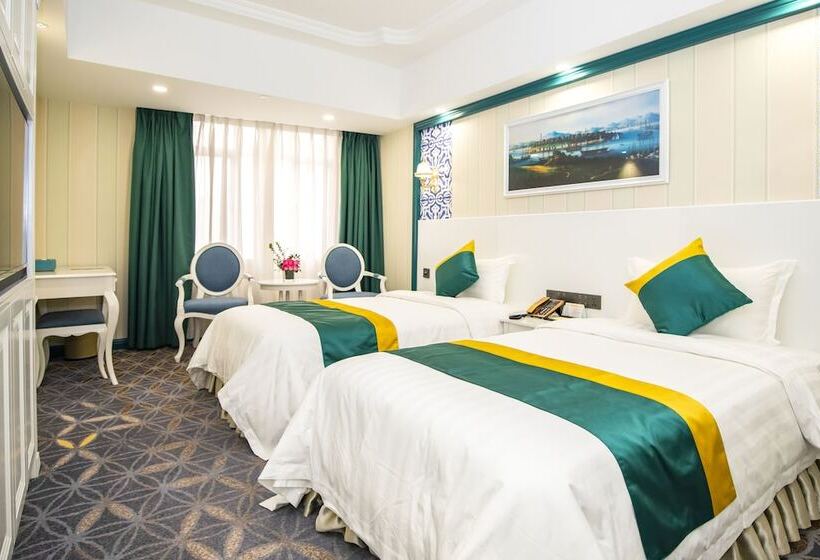 Deluxe Room, Fu Hua