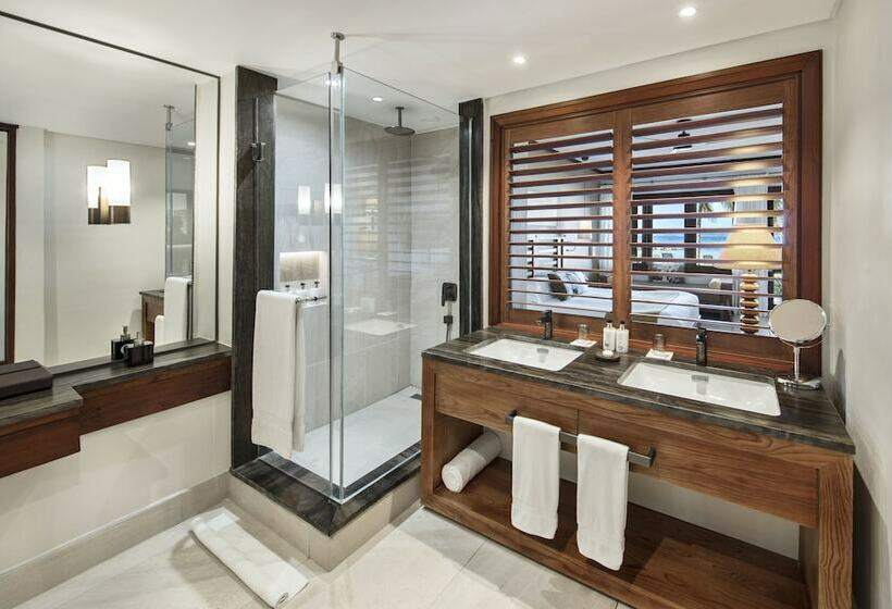 اتاق لوکس, Heritage Awali Golf & Spa Resort All Inclusive