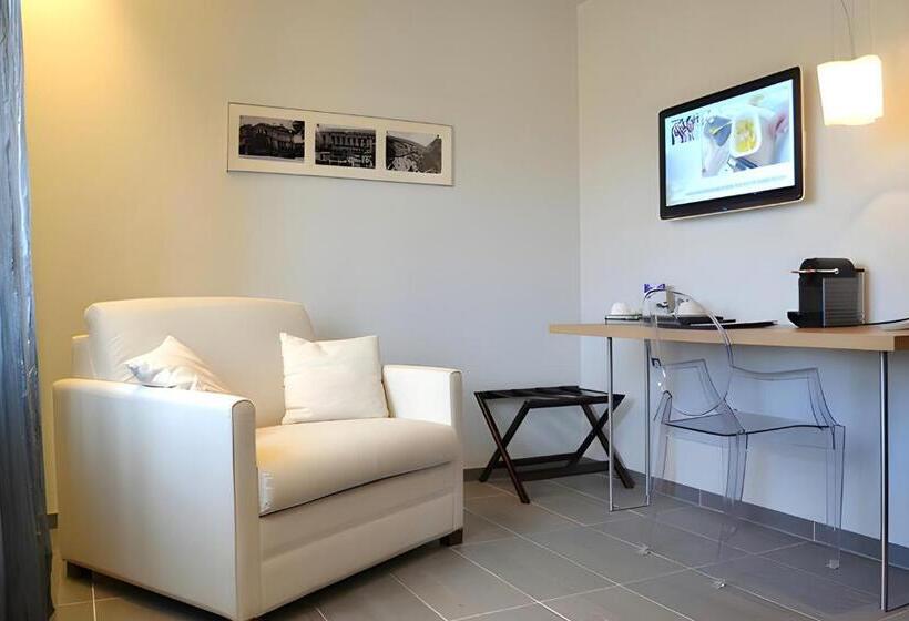 스위트, Hôtel Restaurant L Auberge