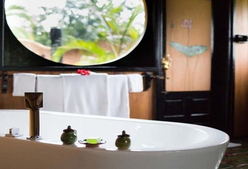 خانه 1 خوابه, Inle Princess Resort