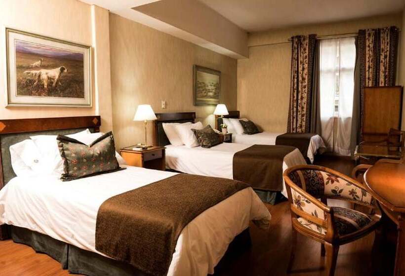 اتاق استاندارد سه نفره, Mayflower Suites