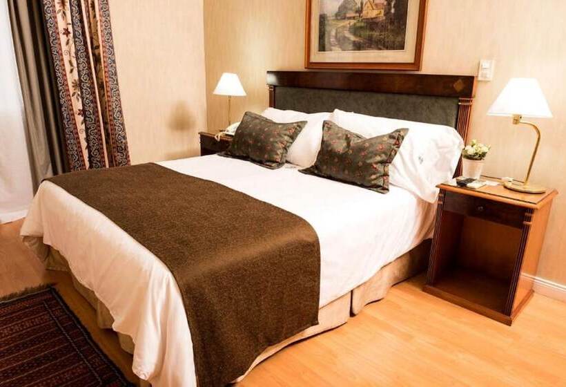 اتاق سوپریور, Mayflower Suites