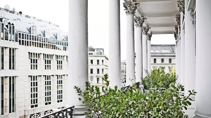 سوییت, Palais Coburg