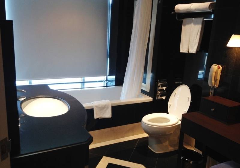 اتاق لوکس با چشم‌انداز استخر, Park Inn By Radisson Goa Candolim