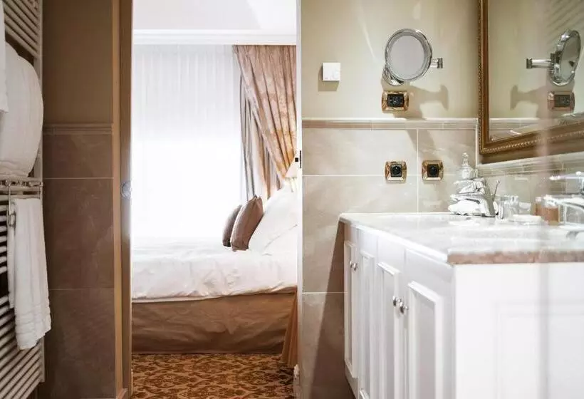 デラックスルーム, Relais & Châteaux Hotel Heritage
