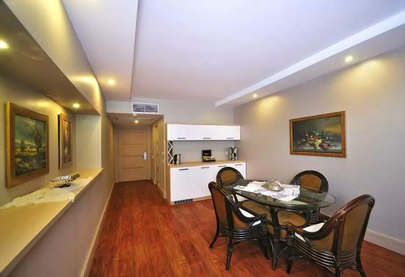 プレジデントスイートルーム, Samara Hotel Bodrum Ultra All Inclusive