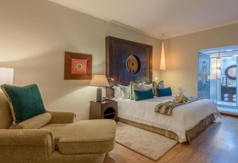 سوئیت اجرایی با چشمانداز دریا, Sea Cliff