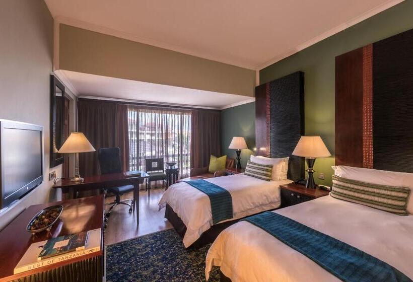 اتاق لوکس با چشمانداز دریا, Sea Cliff