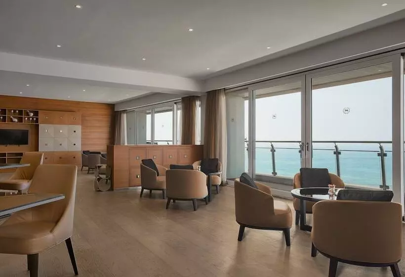 海の見えるエクゼクティブスイート, Sheraton Club Des Pins Resort