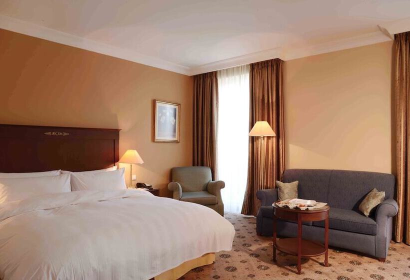 اتاق سوپریور, Lotte City Hotels Tashkent Palace