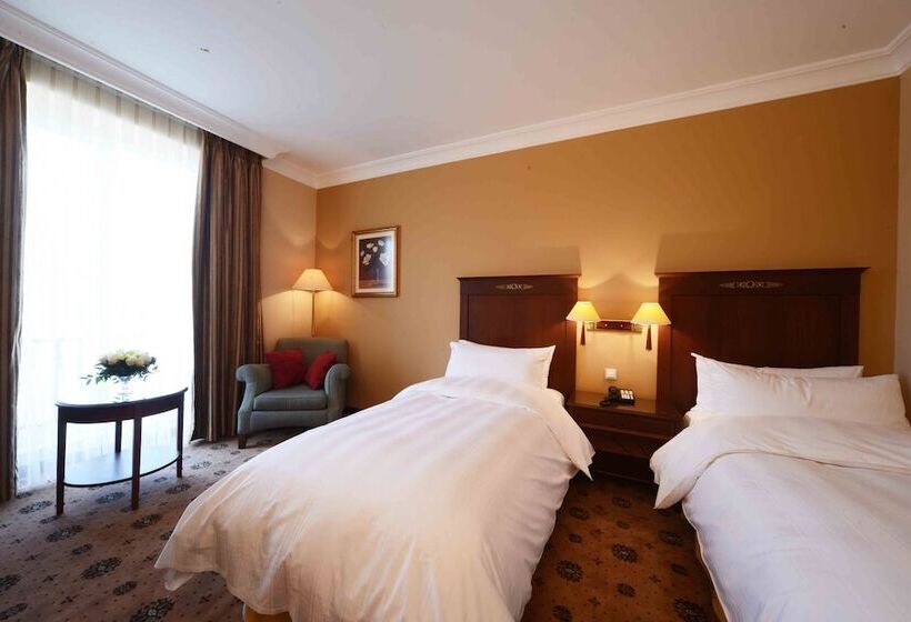 اتاق استاندارد, Lotte City Hotels Tashkent Palace