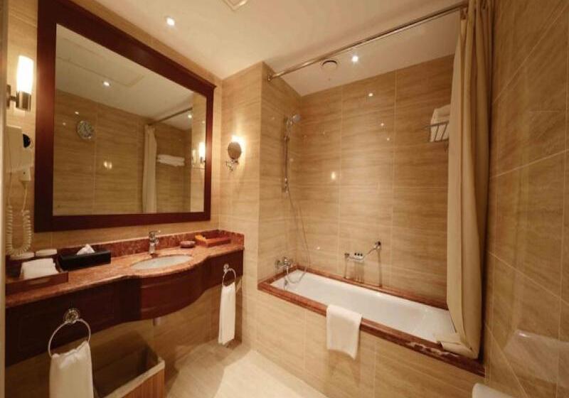 اتاق سوپریور, Lotte City Hotels Tashkent Palace