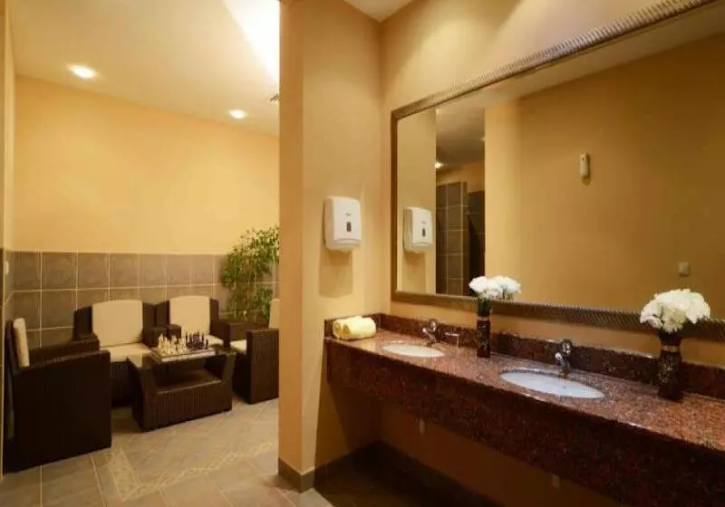 اتاق سوپریور, Lotte City Hotels Tashkent Palace