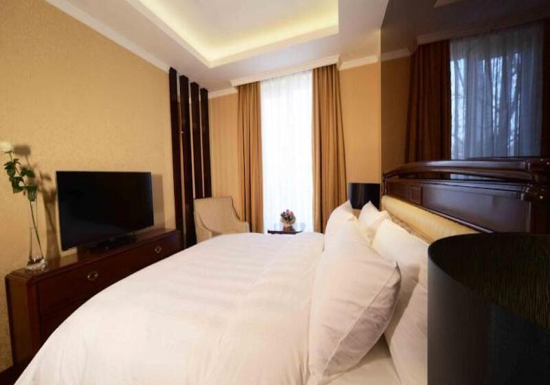 اتاق سوپریور, Lotte City Hotels Tashkent Palace