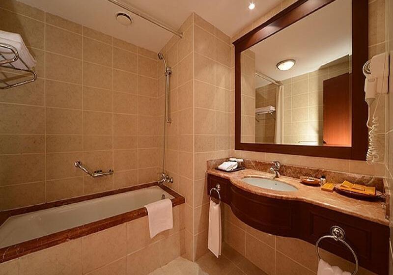 اتاق استاندارد, Lotte City Hotels Tashkent Palace